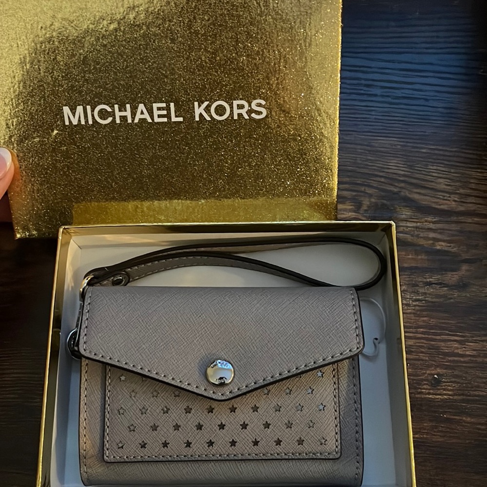 BRAND NEW Michael Kors Card holder and change purse